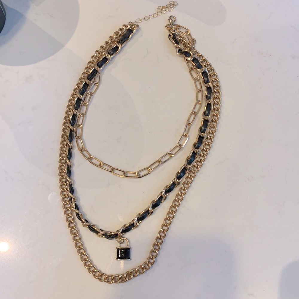 LOCK NECKLACE